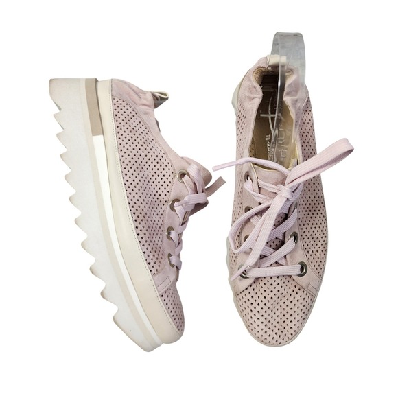 SOFTWAVES Womens Bliss Perforated Suede Platform Sneakers Size 8.5 Pink